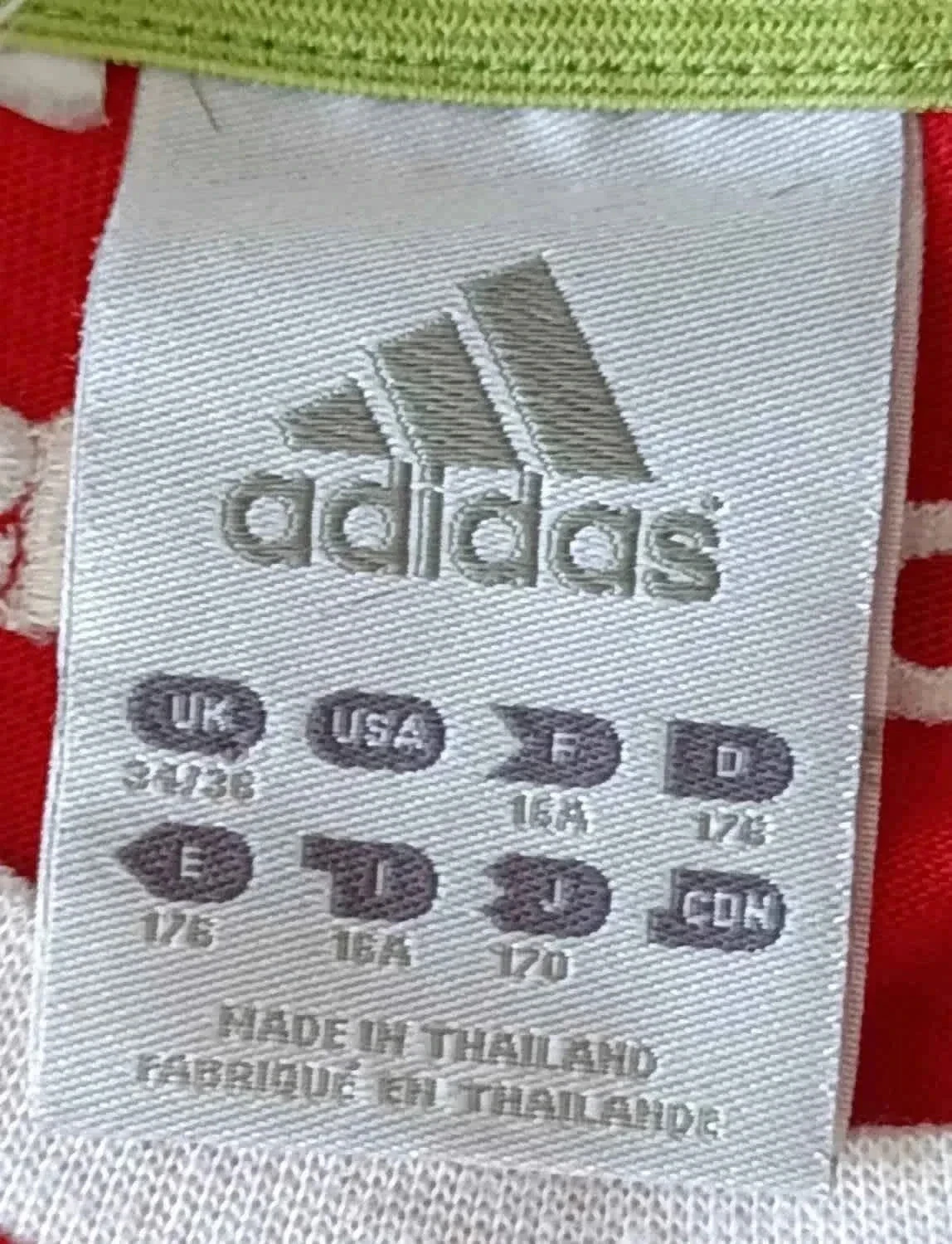 Camiseta Adidas 2005 vermelha com grande Logo branco Tamanho 16 anos – photo 9